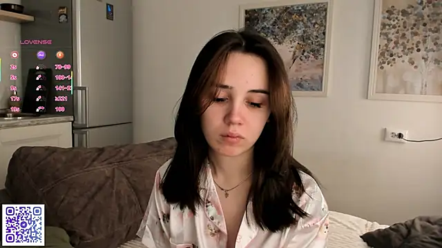 GillianDowdey online show from March 13, 1:43 am