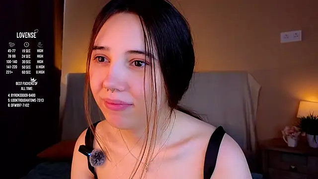 GillianDowdey online show from September 21, 2:35 am