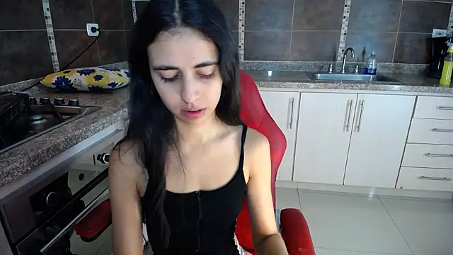 anna alvarez online show from February 6, 11:24 am