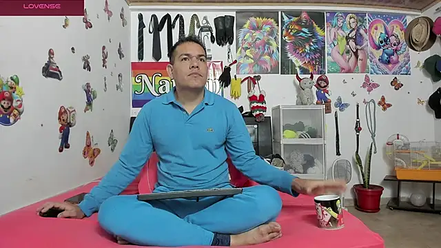 Snapshot of nathan_sanchez chatting on October 9, 9:51 am nathan sanchez online show from October 9, 9:51 am