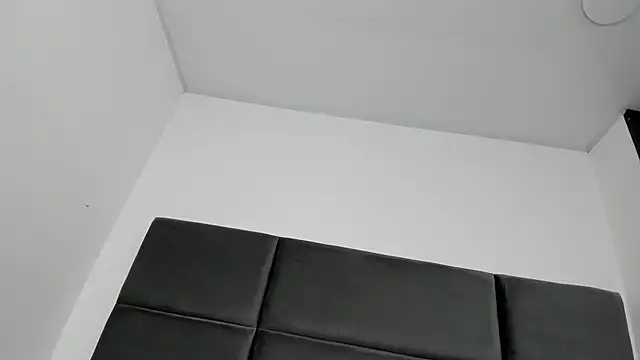 Snapshot of Lizz_Luna chatting on October 7, 2:36 pm Lizz Luna online show from October 7, 2:36 pm