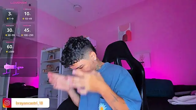 Ian Castillo  online show from November 7, 11:21 am