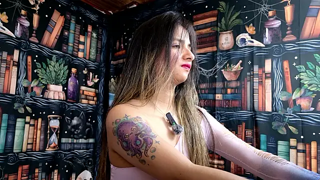 Snapshot of julietta___jackson chatting on March 7, 7:22 pm julietta jackson online show from March 7, 7:22 pm