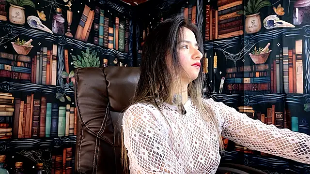 Snapshot of julietta___jackson chatting on March 27, 8:41 pm julietta jackson online show from March 27, 8:41 pm