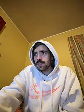 wolfwhite95 online show from February 6, 6:11 pm