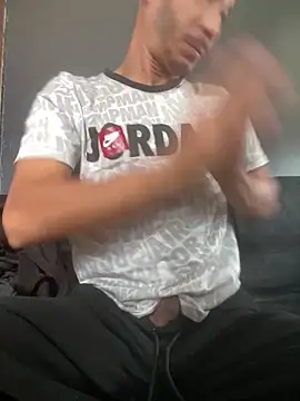 Chico Bellaco online show from December 14, 4:01 pm