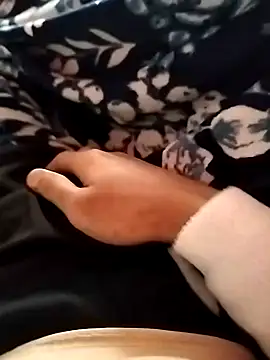 Snapshot of indian___fucker chatting on September 28, 11:15 am indian fucker online show from September 28, 11:15 am