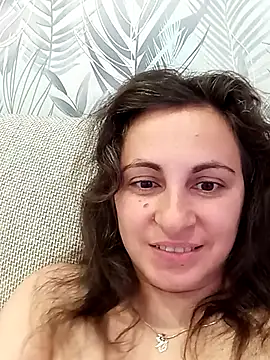 ShelaDiass online show from October 10, 5:50 am