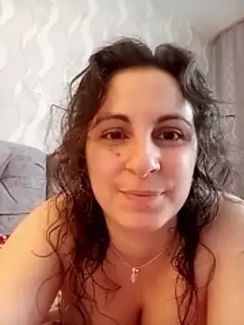 ShelaDiass online show from February 11, 4:17 am