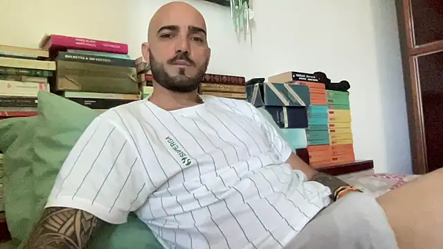 alessandromori91 online show from April 26, 9:18 am