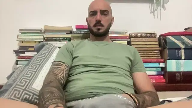 Snapshot of alessandromori91 chatting on May 15, 10:17 pm alessandromori91 online show from May 15, 10:17 pm