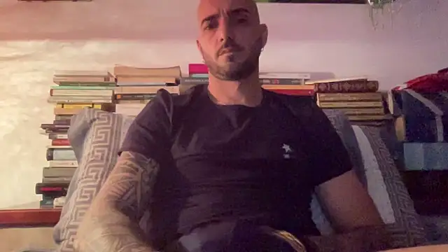 Snapshot of alessandromori91 chatting on May 18, 9:09 pm alessandromori91 online show from May 18, 9:09 pm