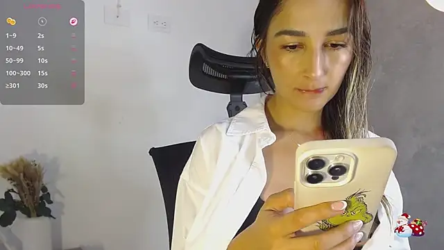 pauliCarter online show from January 15, 4:00 pm