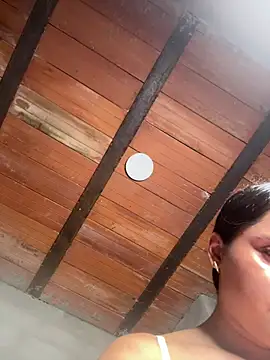Snapshot of MollySanders___ chatting on July 18, 11:52 pm MollySanders online show from July 18, 11:52 pm