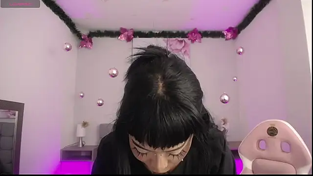 Snapshot of Violetta_Suky chatting on January 22, 12:49 pm Violetta Suky online show from January 22, 12:49 pm