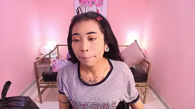 Violetta Suky online show from November 2, 1:57 pm