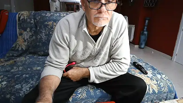 maduroguapo online show from January 1, 9:52 pm