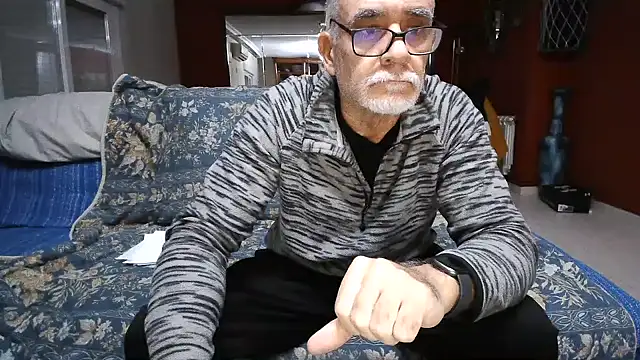 maduroguapo online show from January 16, 9:30 pm