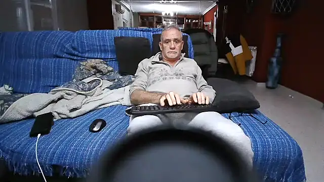 maduroguapo online show from February 6, 10:43 pm