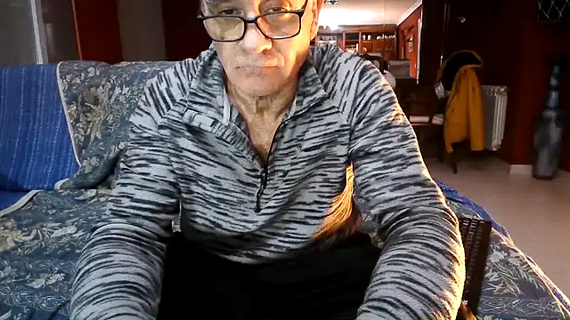 maduroguapo online show from November 26, 10:22 pm