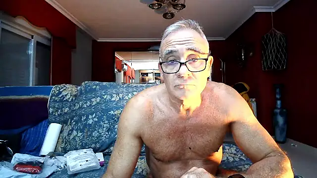 maduroguapo online show from January 12, 10:04 pm