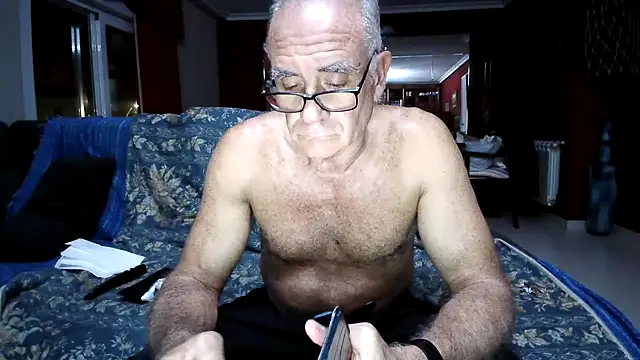 maduroguapo online show from May 4, 9:22 pm