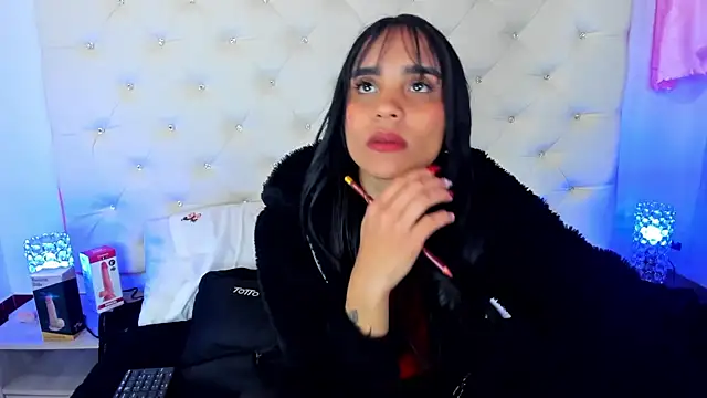 sophie pariss online show from February 22, 4:18 am