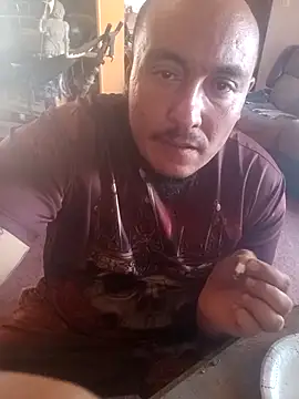 Snapshot of wilsons12 chatting on July 1, 11:59 pm wilsons12 online show from July 1, 11:59 pm