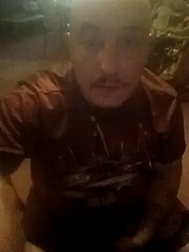 Snapshot of wilsons12 chatting on July 14, 2:05 am wilsons12 online show from July 14, 2:05 am