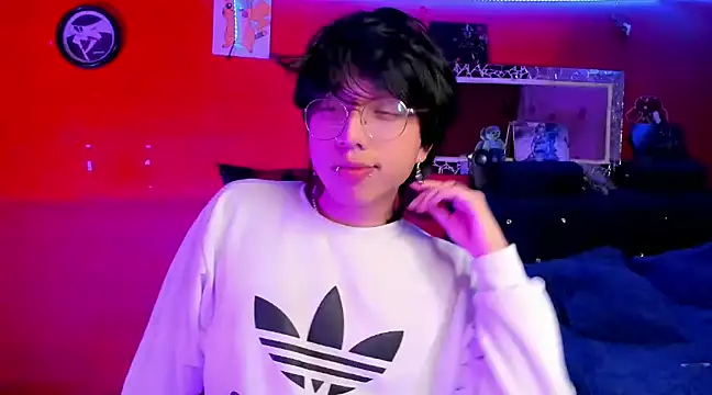 Snapshot of AnggelONfiree chatting on December 19, 1:50 am AnggelONfiree online show from December 19, 1:50 am