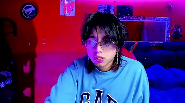 Snapshot of AnggelONfiree chatting on February 1, 3:41 am AnggelONfiree online show from February 1, 3:41 am