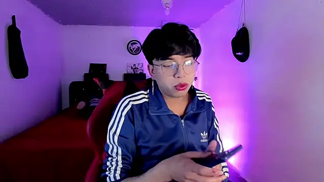 Snapshot of AnggelONfiree chatting on January 7, 2:47 am AnggelONfiree online show from January 7, 2:47 am