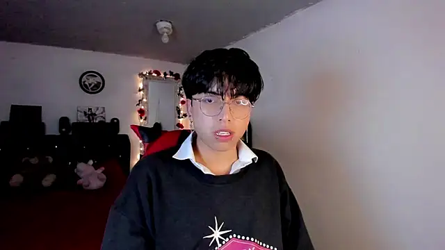 Snapshot of AnggelONfiree chatting on February 3, 2:53 am AnggelONfiree online show from February 3, 2:53 am