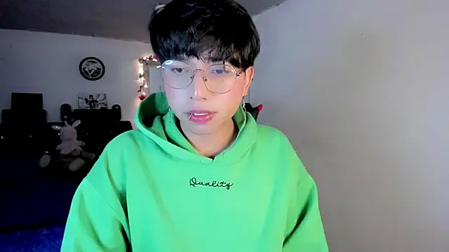 Snapshot of AnggelONfiree chatting on February 4, 2:28 am AnggelONfiree online show from February 4, 2:28 am