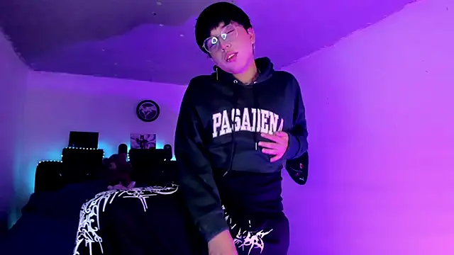 Snapshot of AnggelONfiree chatting on February 28, 3:18 am AnggelONfiree online show from February 28, 3:18 am