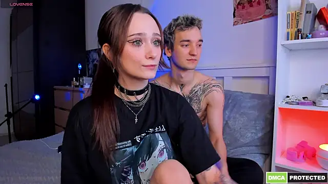 arlen here online show from February 19, 12:03 am