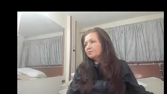 Bellaisa online show from October 2, 3:13 am