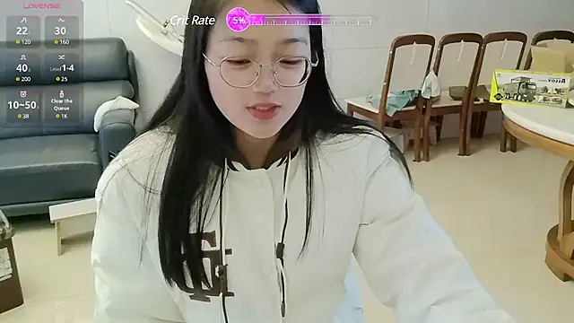 luoxuwen online show from February 12, 5:47 am