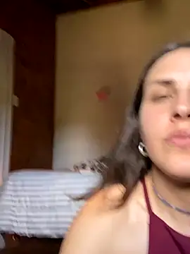 isadelasestrellas online show from November 21, 5:55 pm