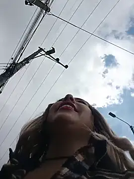 madelaine- online show from November 12, 7:35 pm