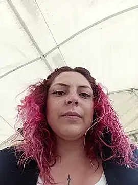 Snapshot of madelaine- chatting on July 3, 6:25 pm madelaine- online show from July 3, 6:25 pm
