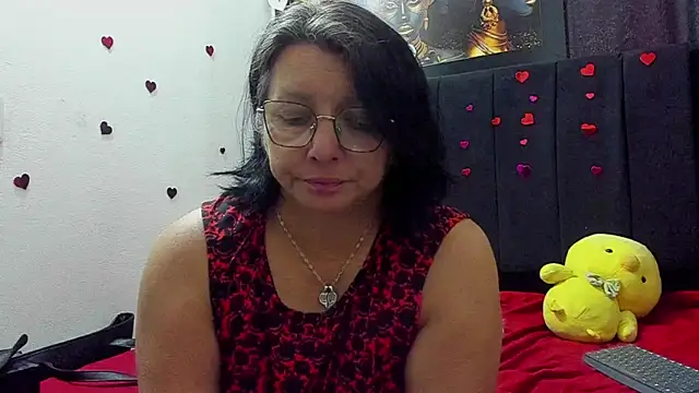 Evaaross 2345 online show from July 23, 12:58 pm