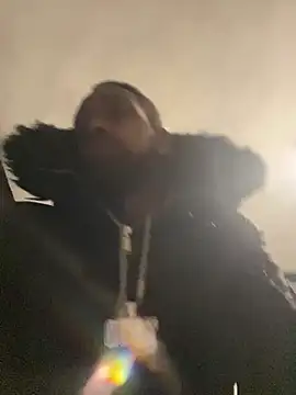 Snapshot of tugga28 chatting on February 10, 5:41 pm tugga28 online show from February 10, 5:41 pm