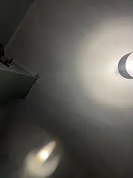 Snapshot of tugga28 chatting on October 31, 3:40 am tugga28 online show from October 31, 3:40 am