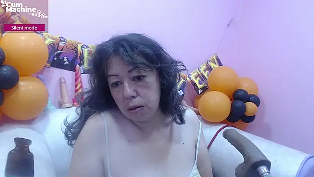 Snapshot of Drool_Sucker chatting on October 28, 12:19 pm Drool Sucker online show from October 28, 12:19 pm