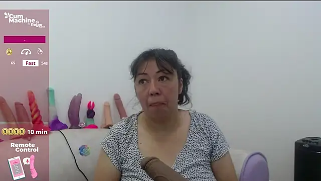 Snapshot of Drool_Sucker chatting on December 3, 12:14 pm Drool Sucker online show from December 3, 12:14 pm