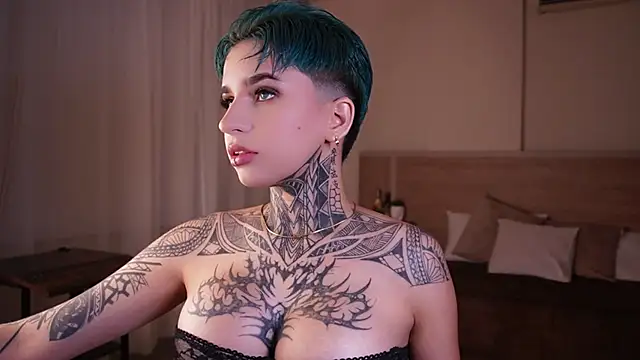 AliceShazaham  online show from February 2, 6:04 am