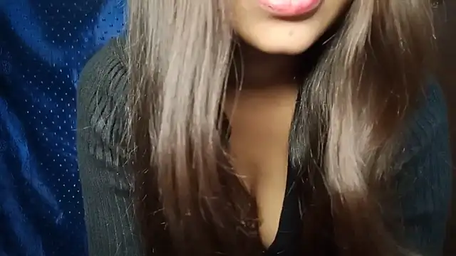 Snapshot of Sheela_oshovadi chatting on December 10, 1:00 pm Sheela oshovadi online show from December 10, 1:00 pm