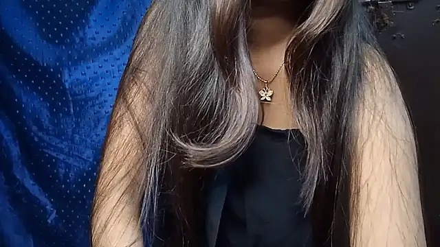 Snapshot of Sheela_oshovadi chatting on December 11, 2:44 pm Sheela oshovadi online show from December 11, 2:44 pm