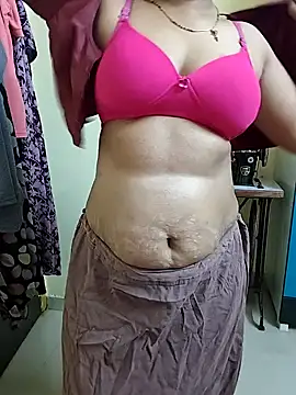 PayalSharmahot143 online show from May 7, 1:11 am